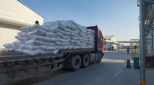 大连吸水树脂厂家仓库产品装车装载照片