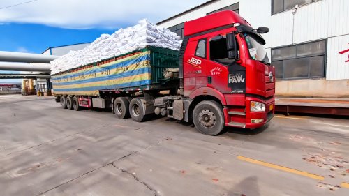 高吸水性树脂产品在朔州厂家装车运输中