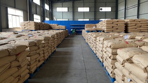 抚顺高分子吸水树脂产品装车现场