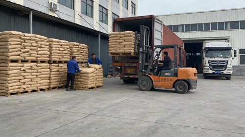 SAP吸水树脂颗粒装车现场